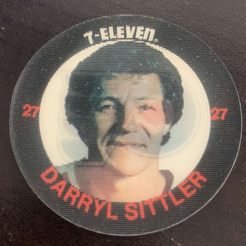 1984-85 7-Eleven Hockey Disc Darryl Sittler Flyers V51531 Image 1