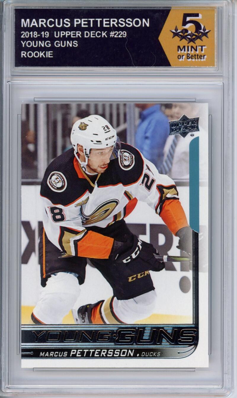 HCWPP - 2018-19 Upper Deck #229 Marcus Pettersson YG Graded Rookie RC - 294207 Image 1