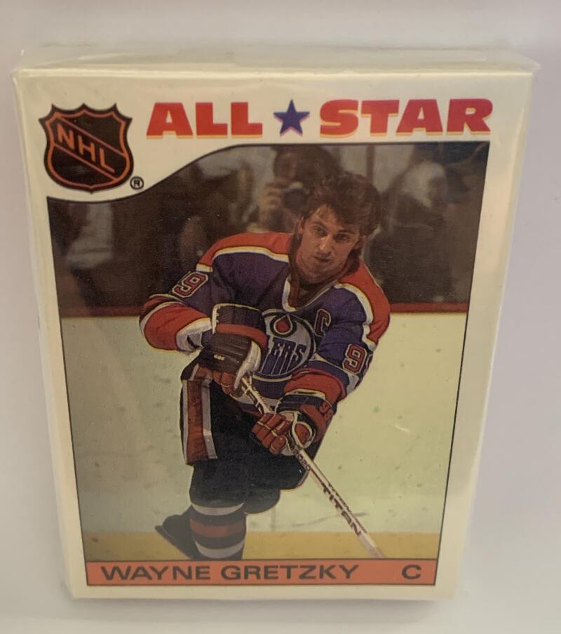 1985-86 Topps Sticker Inserts Hockey Complete Set 1-33 NM-MINT V53042 Image 1