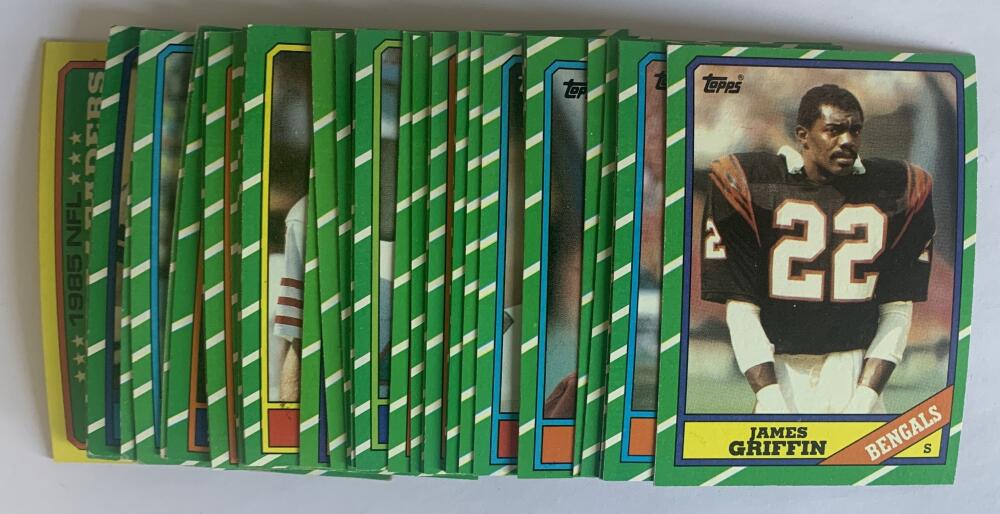 1986 Topps Football Card Lot of 40 - All Different NM-Mint - VL54279 Image 1