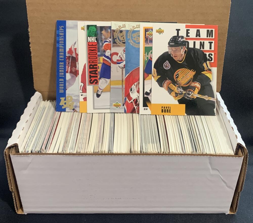 1993-94 Upper Deck Hockey Trading Cards - Box Over 390 cards! - Lot #3 Image 1