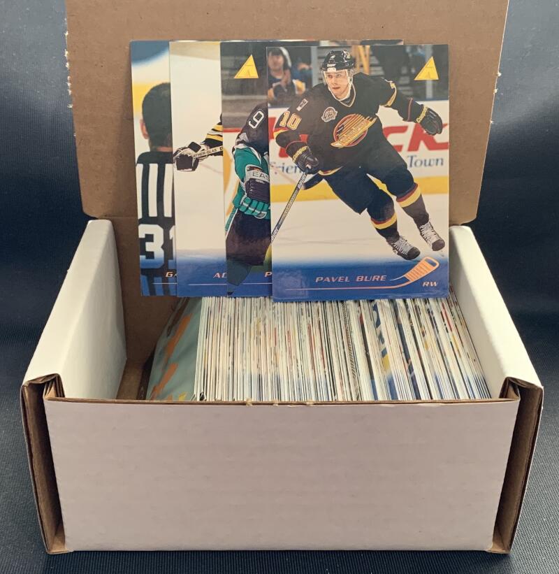 1995-96 Pinnacle Hockey Collector Complete Set 1-225 Image 1