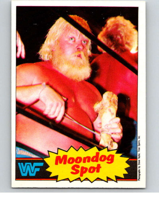 1985 O-Pee-Chee WWF #19 Moondog Spot   V65710 Image 1