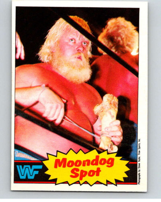 1985 O-Pee-Chee WWF #19 Moondog Spot   V65712 Image 1