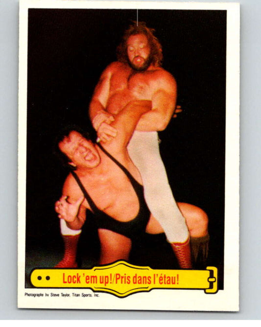 1985 O-Pee-Chee WWF #23 Lock 'Em Up!   V65720 Image 1