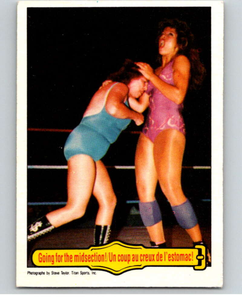 1985 O-Pee-Chee WWF #25 Going For The Midsection! V65723 Image 1
