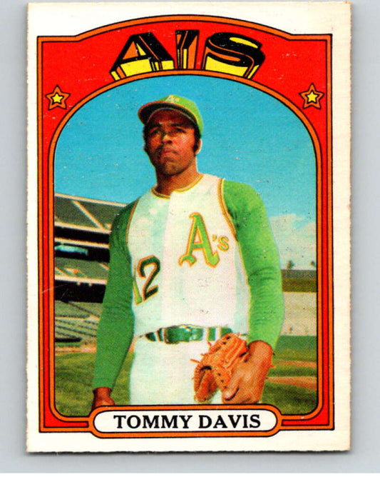 1972 O-Pee-Chee Baseball #41 Tommy Davis  Oakland Athletics  V66085 Image 1