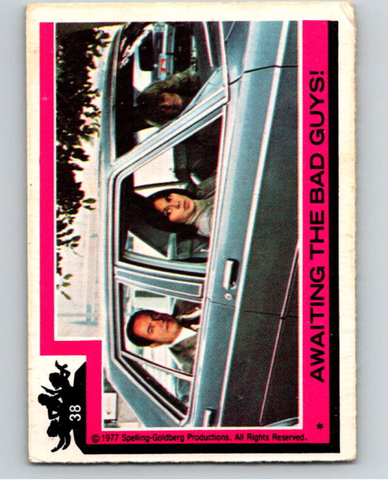 1977 Topps Charlie's Angels #38 Awaiting the Bad Guys V67195 Image 1