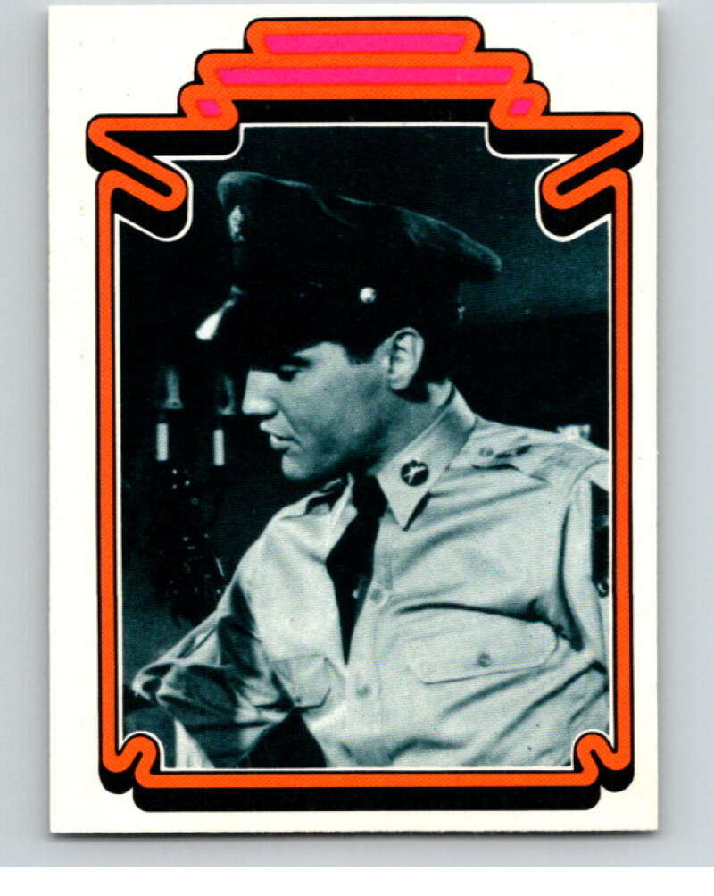 1978 Donruss Elvis Presley #17 This photo was taken on the set... V67774 Image 1