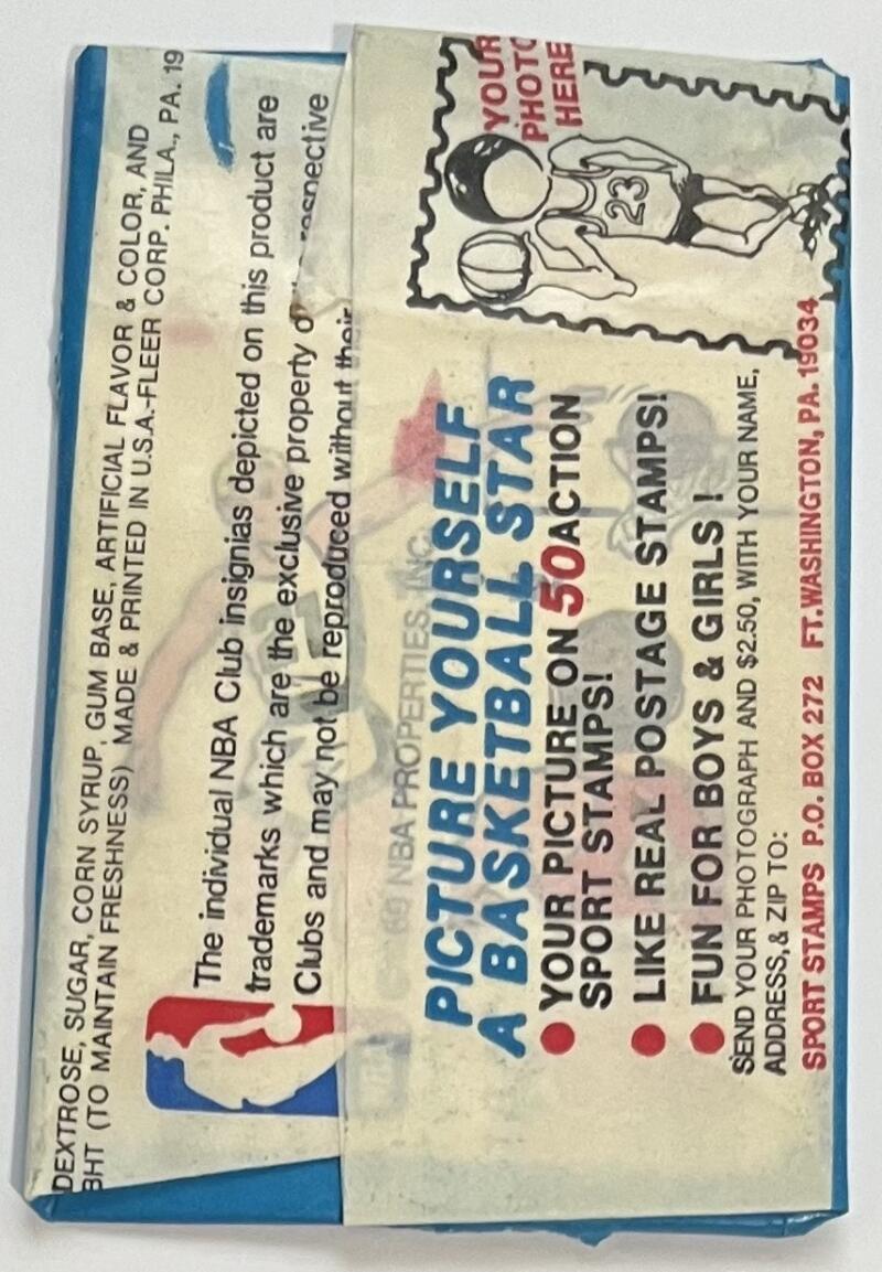 1974 Fleer Basketball Real Cloth Patches Sealed pack - With Gum Inside V68334 Image 2