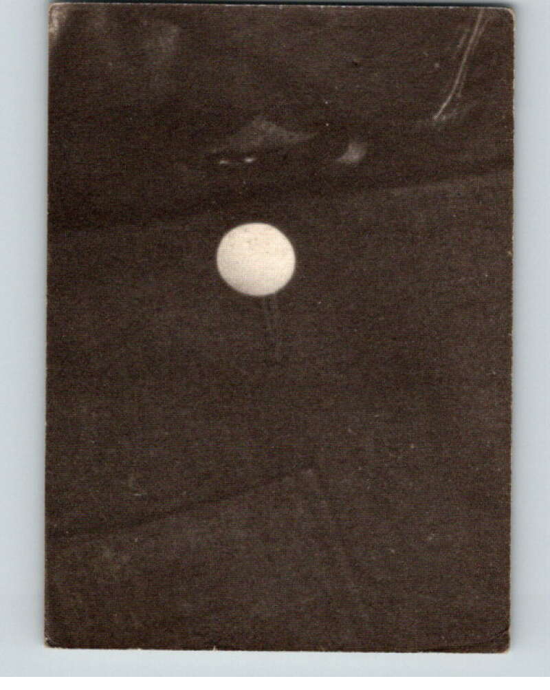 1965 Fleer Hogan's Heroes #44 They're not wire cutters Col.. V69934 Image 2