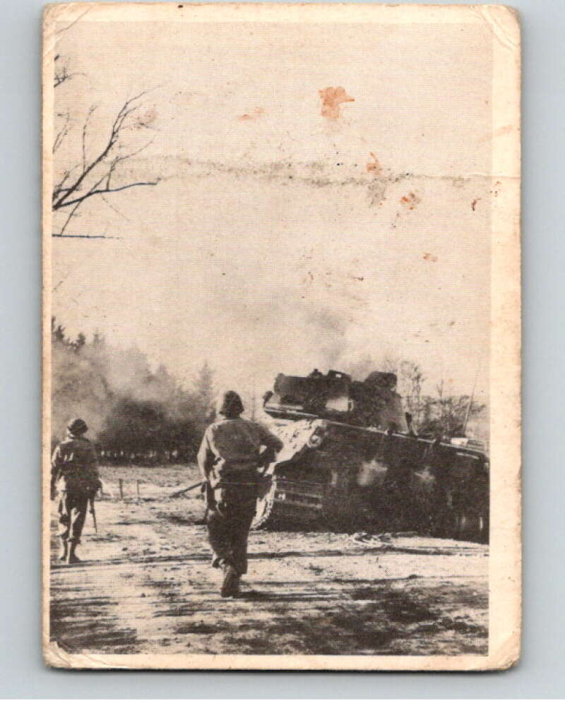 1963 Donruss Combat #18 Death of a Killer V74032 Image 1