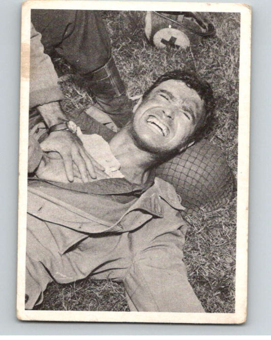 1963 Donruss Combat #23 Wounded   V74037 Image 1