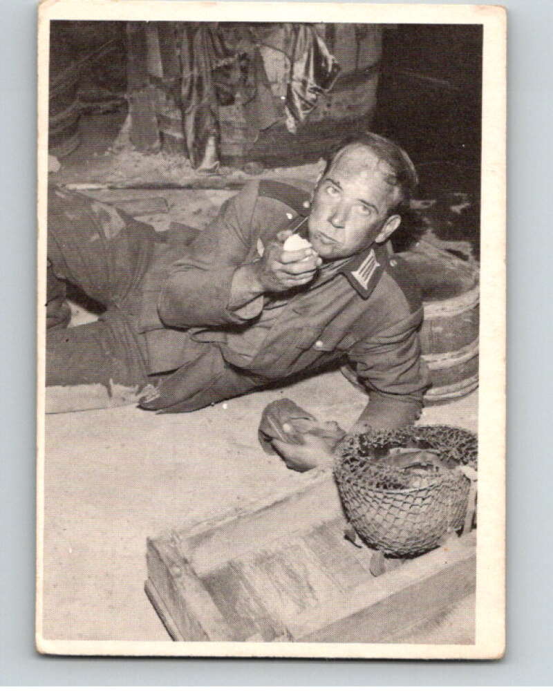 1963 Donruss Combat #35 An Anxious Prisoner V74051 Image 1