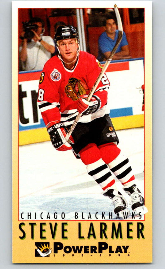 1993-94 PowerPlay #52 Steve Larmer  Chicago Blackhawks  V77503 Image 1