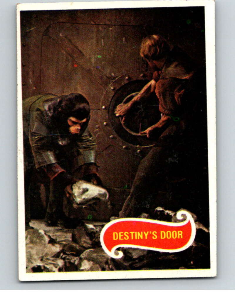 1967 Topps Planet of the Apes #19 Destiny's Door V78651 Image 1