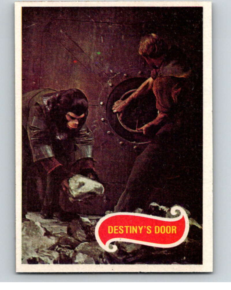 1967 Topps Planet of the Apes #19 Destiny's Door V78653 Image 1