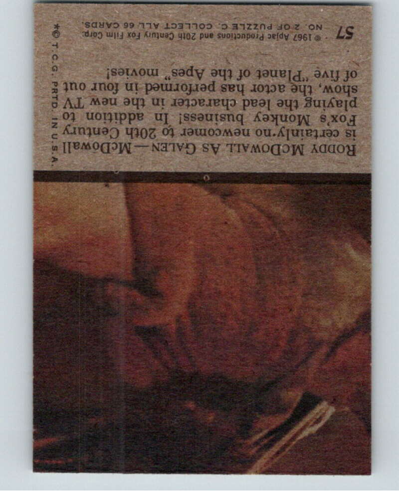 1967 Topps Planet of the Apes #57 Roddy McDowall  V78694 Image 2