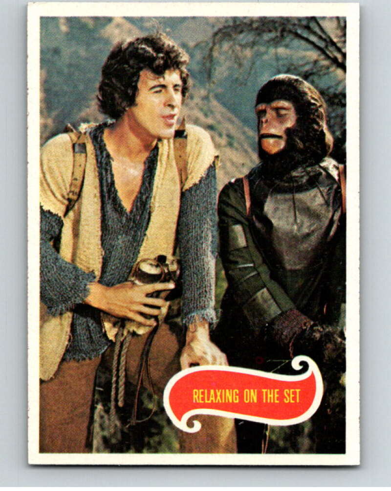 1967 Topps Planet of the Apes #63 Relaxing On Set V78705 Image 1