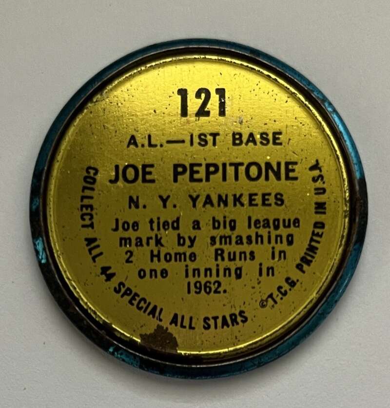 1964 Topps Coins Baseball #121 Joe Pepitone AS New York Yankees V82029 Image 2