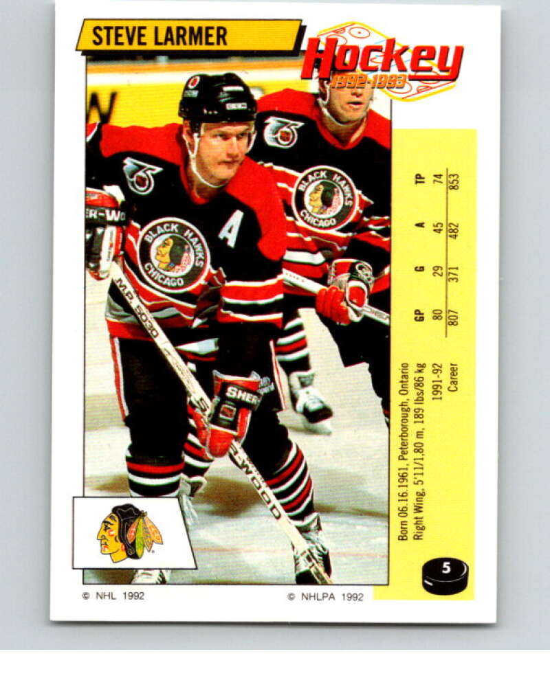 1992-93 Panini Stickers Hockey #5 Steve Larmer Chicago Blackhawks V82454 Image 1