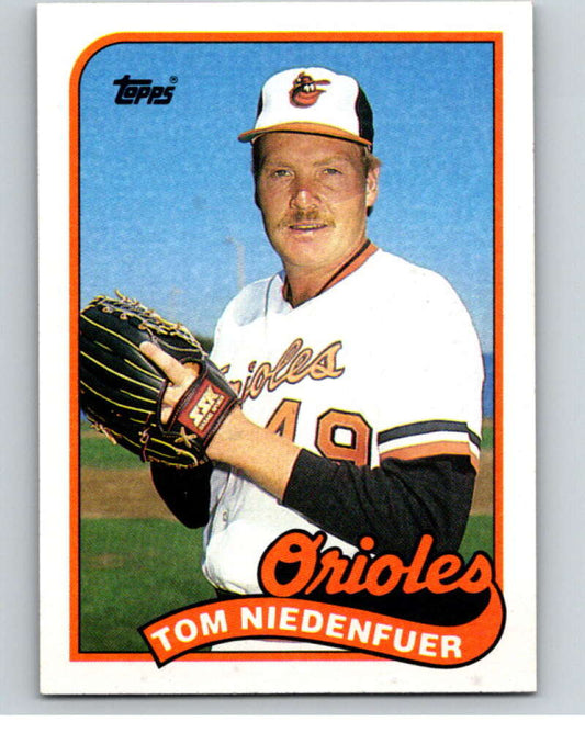 1989 Topps Baseball #651 Tom Niedenfuer  Baltimore Orioles  Image 1