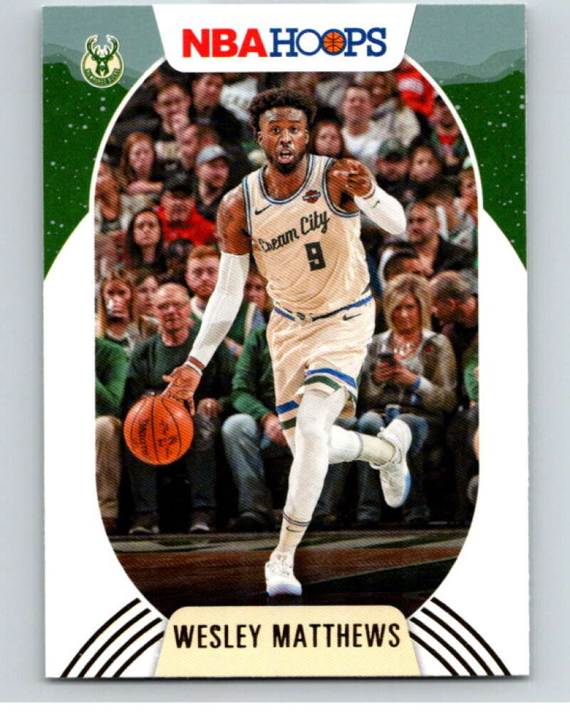 2020-21 Panini Hopps Gold #113 Wesley Matthews Milwaukee Bucks V88253 Image 1