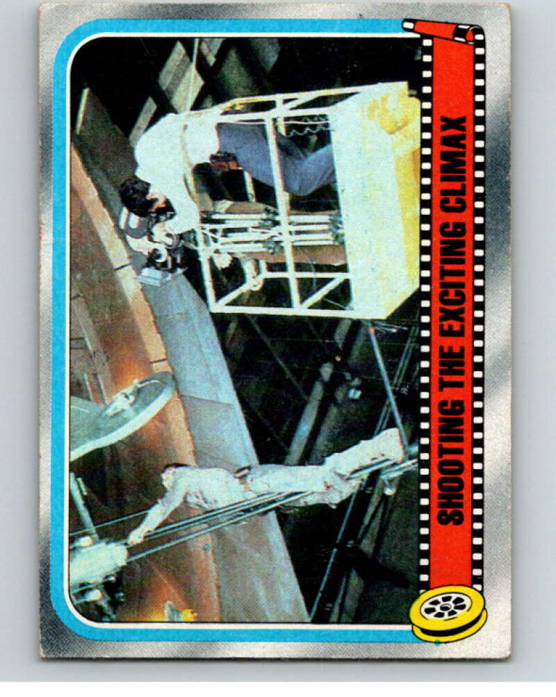 1980 Topps The Empire Strikes Back #255 Shooting the Exciting Climax V91386 Image 1