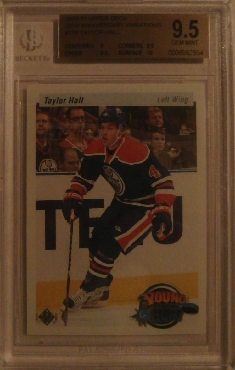 2010-11 Upper Deck Retro TAYLOR HALL BGS 9.5 Young Guns YG RC 9 9.5 9.5 10