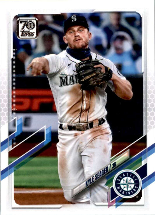 2021 Topps Baseball  #204 Kyle Seager  Seattle Mariners  Image 1