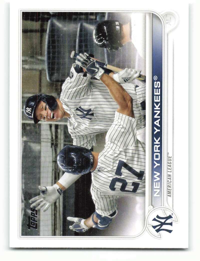 2022 Topps Baseball #121 New York Yankees Image 1