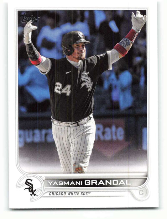 2022 Topps Baseball  #284 Yasmani Grandal  Chicago White Sox  Image 1