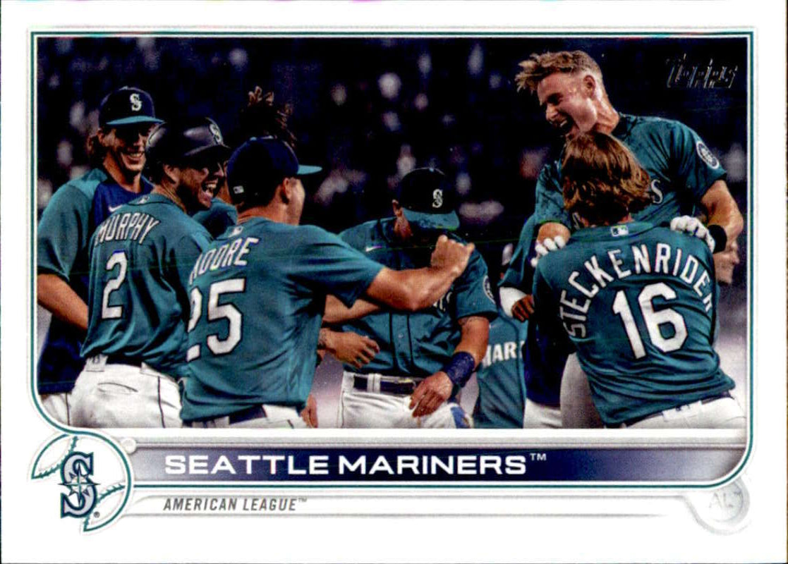 2022 Topps Baseball #489 Seattle Mariners Seattle Mariners Image 1