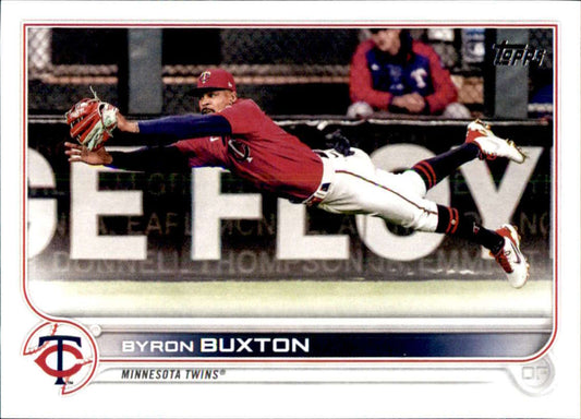 2022 Topps Baseball  #576 Byron Buxton  Minnesota Twins  Image 1