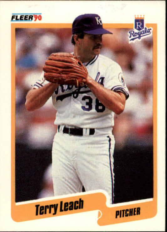 1990 Fleer Baseball #111 Terry Leach  Kansas City Royals  Image 1
