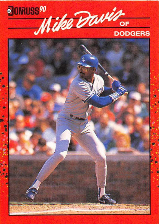 1990 Donruss Baseball  #552 Mike Davis  Los Angeles Dodgers  Image 1