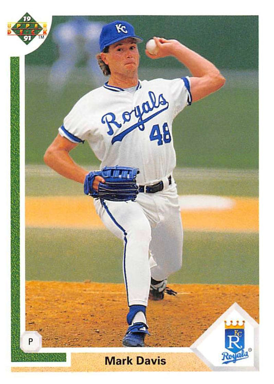 1991 Upper Deck Baseball #589 Mark Davis  Kansas City Royals  Image 1