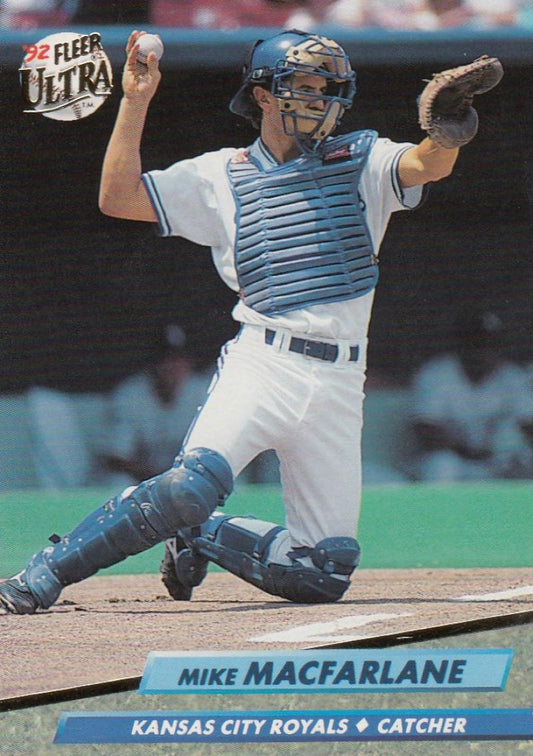 1992 Fleer Ultra Baseball #73 Mike Macfarlane  Kansas City Royals  Image 1