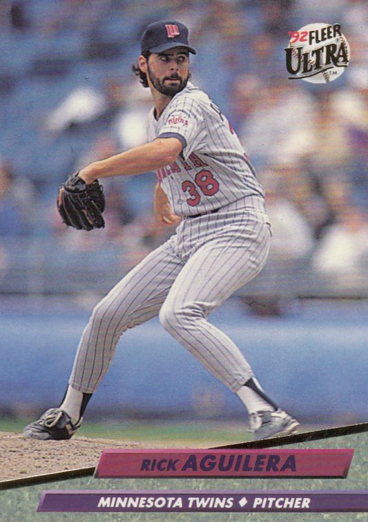1992 Fleer Ultra Baseball #88 Rick Aguilera  Minnesota Twins  Image 1