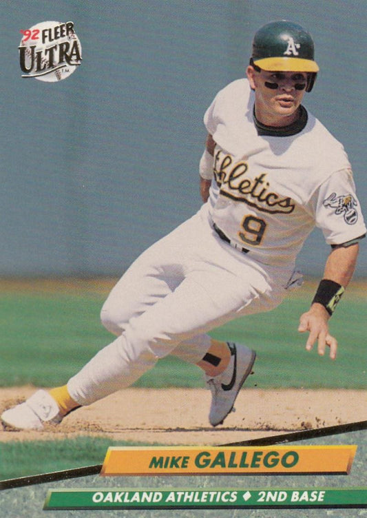 1992 Fleer Ultra Baseball #112 Mike Gallego  Oakland Athletics  Image 1