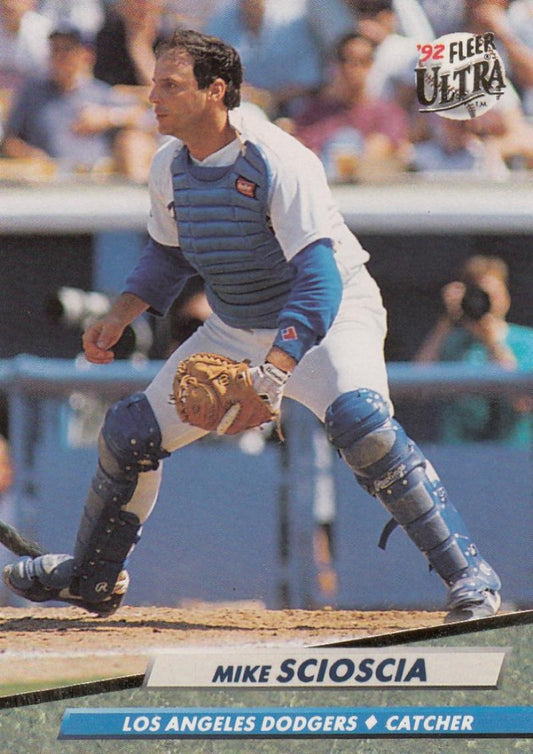 1992 Fleer Ultra Baseball #217 Mike Scioscia  Los Angeles Dodgers  Image 1