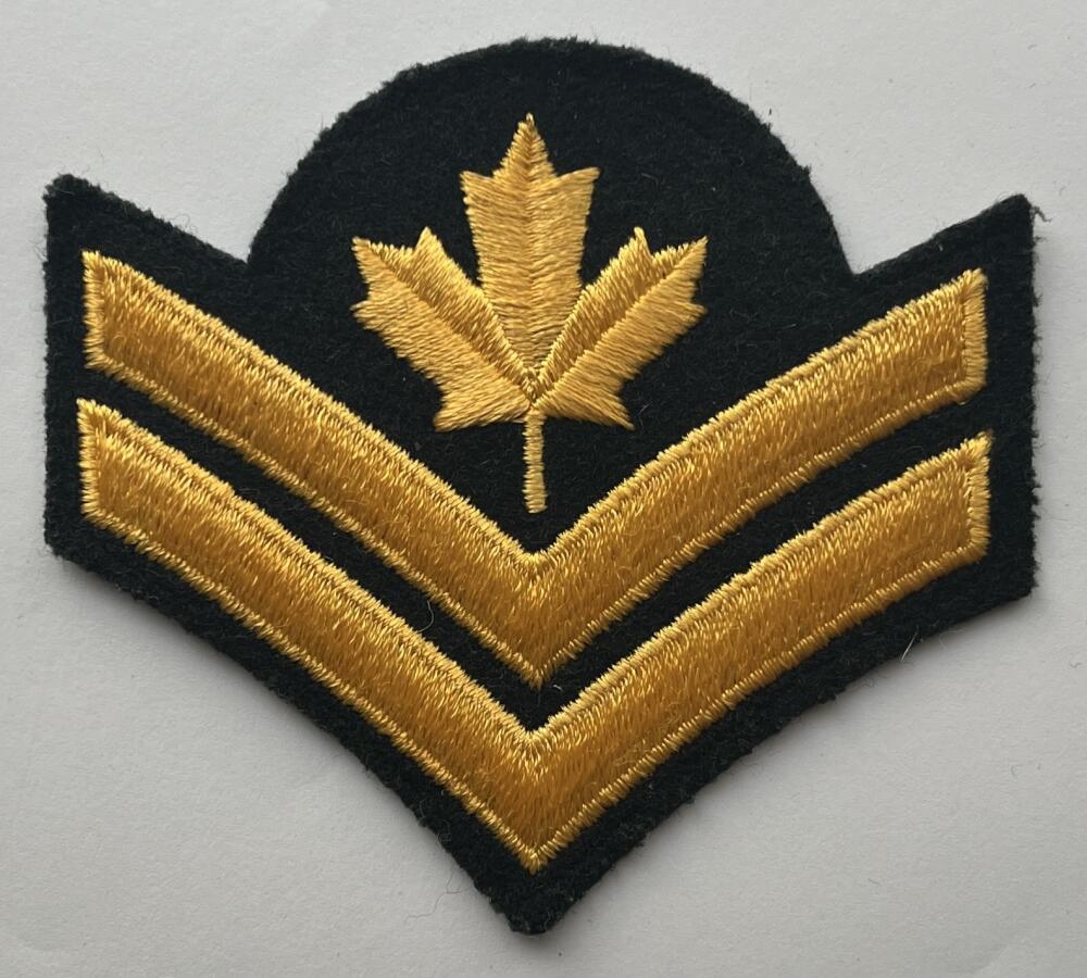 Canadian Military Army Master Corporal Embroidered Two-Chevron/Leaf Badge Patch 4"x3.5"  Image 1