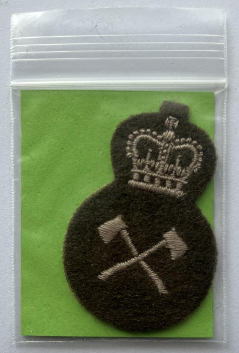 Canadian Military Army Forces Trade Cloth Badge Patch 1.75"x2.5" - CA67 Image 1