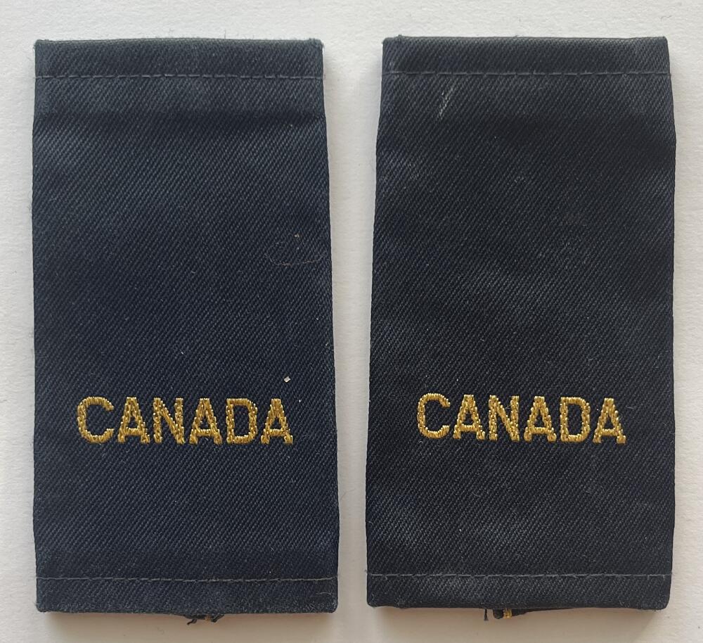 Canadian Military Army Forces Cloth Used Uniform/Jacket Epaulets  - CA206 Image 1