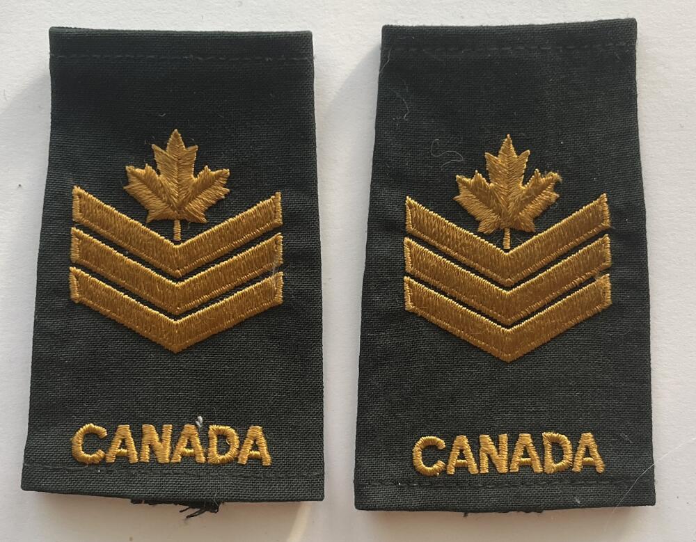 Canadian Military Army Forces Cloth Used Uniform/Jacket Epaulets  - CA212 Image 1