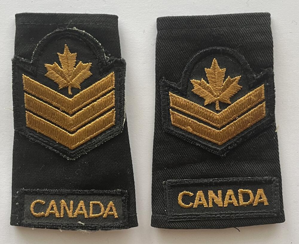Canadian Military Army Forces Cloth Used Uniform/Jacket Epaulets  - CA219 Image 1