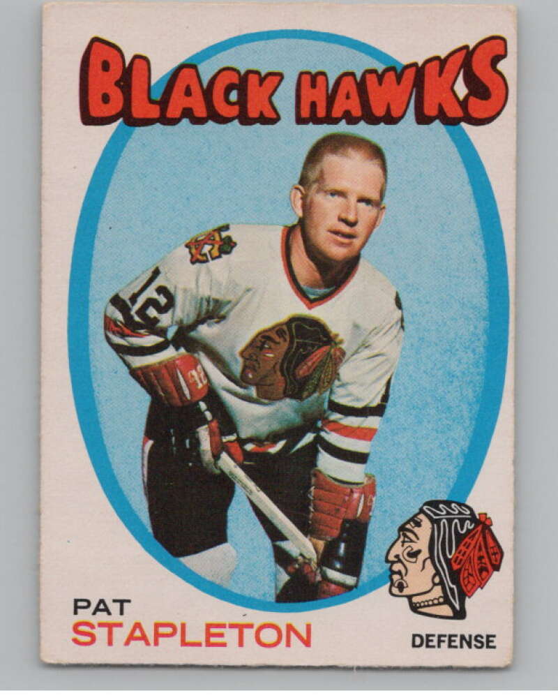 1971-72 O-Pee-Chee #25 Pat Stapleton  Chicago Blackhawks  V99083 Image 1