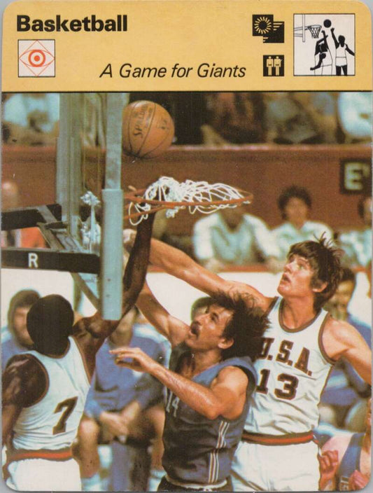 1977 Sportscaster #916 A Game for Giants Basketball Photo Card  Image 1