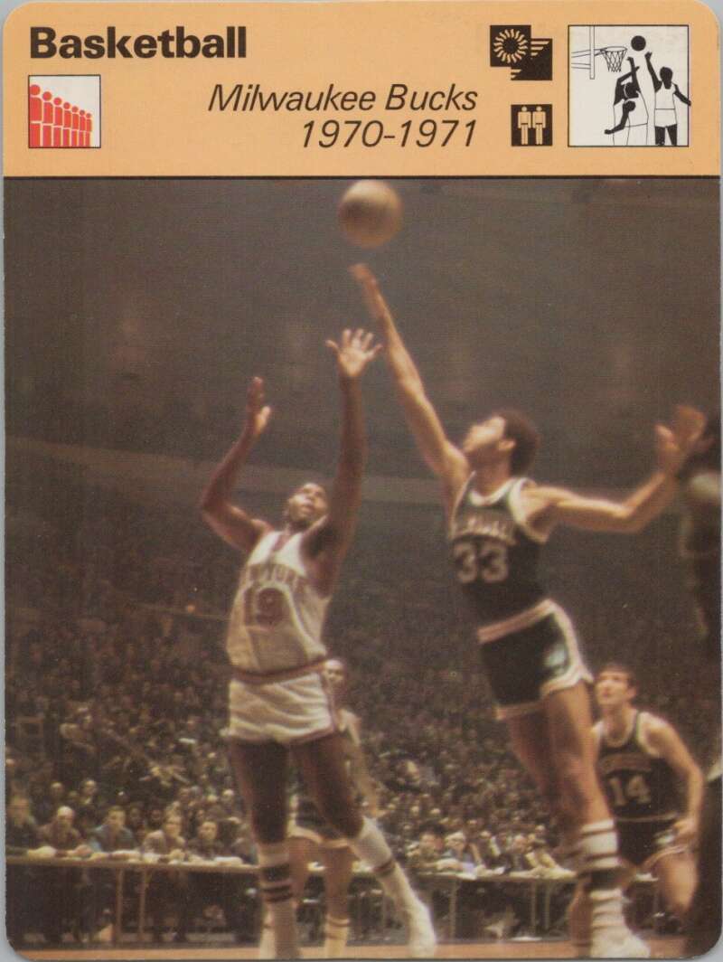 1978 Sportscaster #2208 Milwaukee Bucks Basketball Photo Card  Image 1
