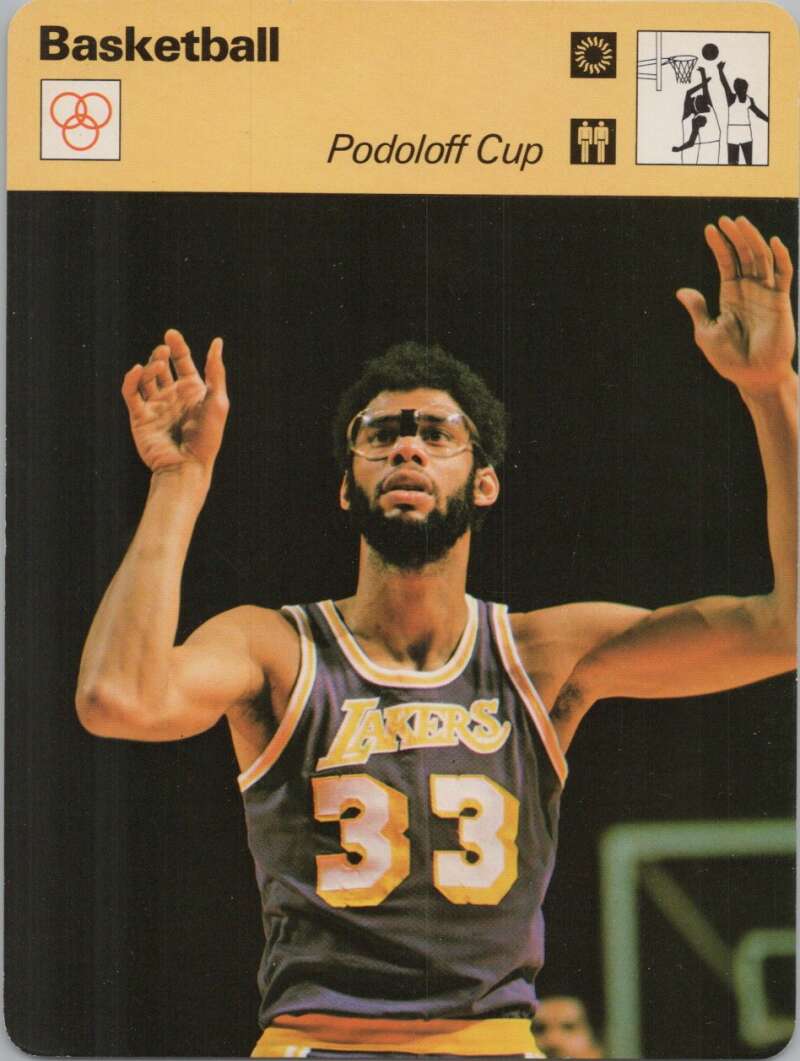 1979 Sportscaster #3012 Podoloff Cup Basketball Photo Card  Image 1